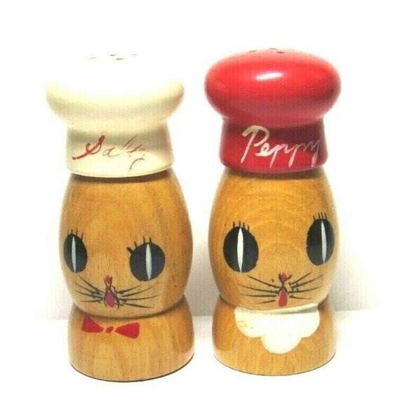 Novelty Wooden Salt Pepper Shakers Grinders Salty Peppy Anthropomorphic Japan